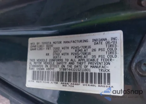 2001 Toyota Tundra Sr5 V8 z USA, uszkodzony, nr VIN 5TBBT44101S211801